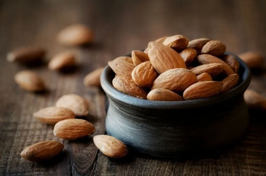 تصویر 4 از بادام سنگی شیرین انتخابی ارزشمند برای بازار داخلی و صادرات